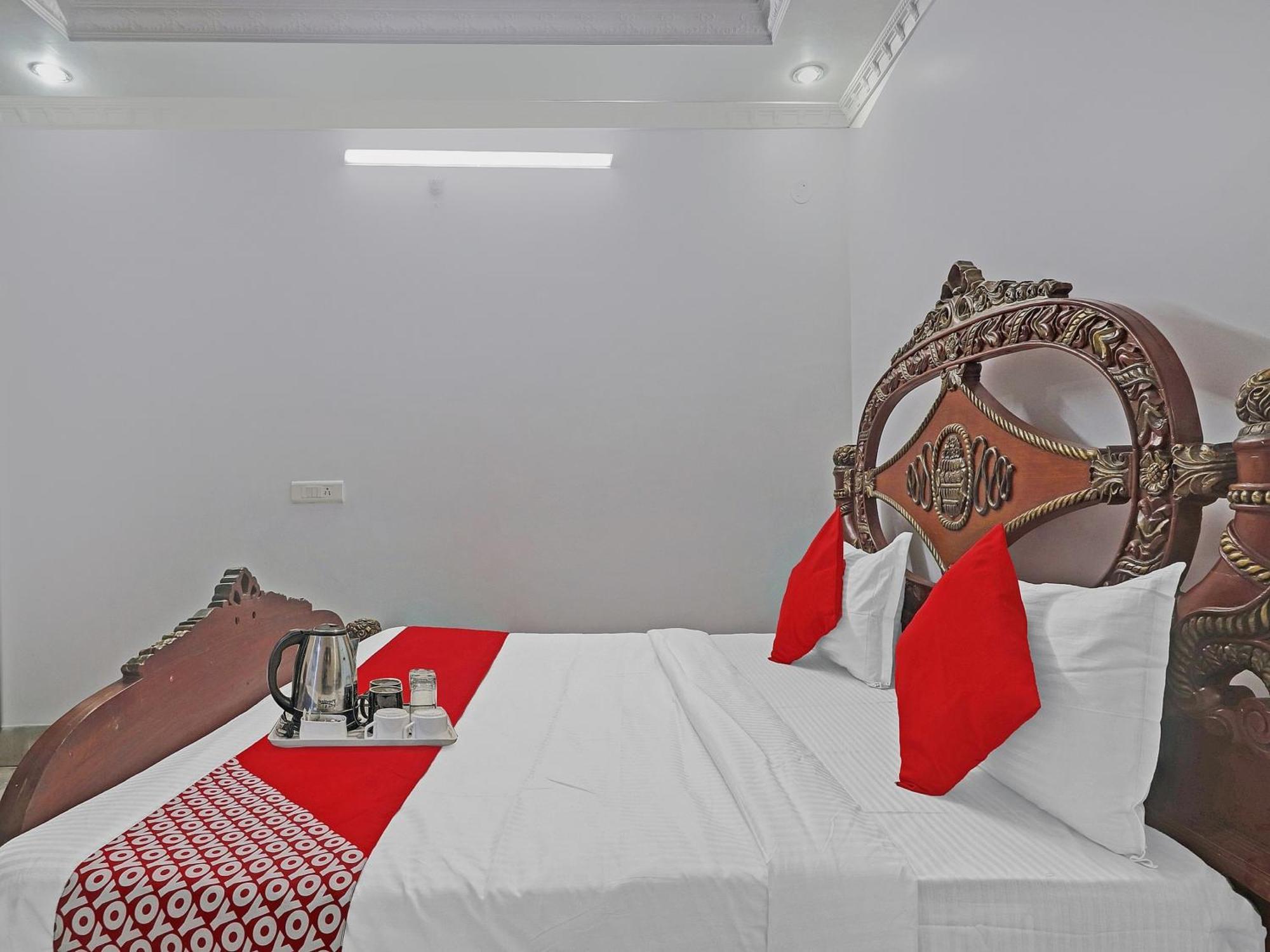 Super Hotel O Alpine Glow Crest 세쿤데라바드 외부 사진